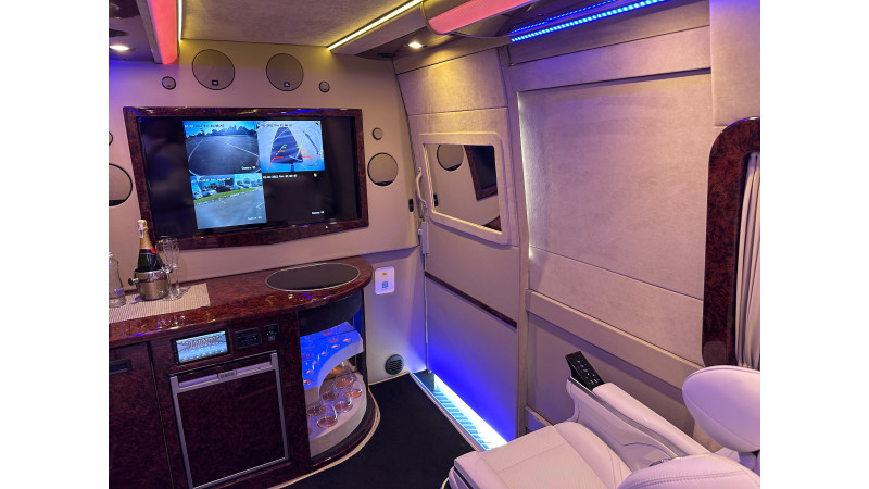 Mercedes-Benz Sprinter B6 Броньований 